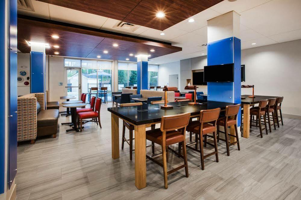 Holiday Inn Express Hotel & Suites Boston - Marlboro By Ihg Hudson Luaran gambar